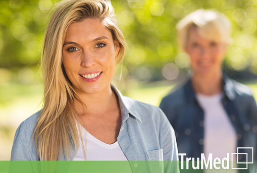 beautiful-young-woman-outdoors-with-her-mother-naturopath-fertility-patients